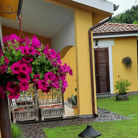 Acasamia Holiday home *